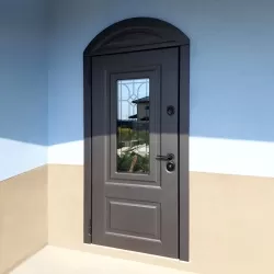 Дверь в дом классика